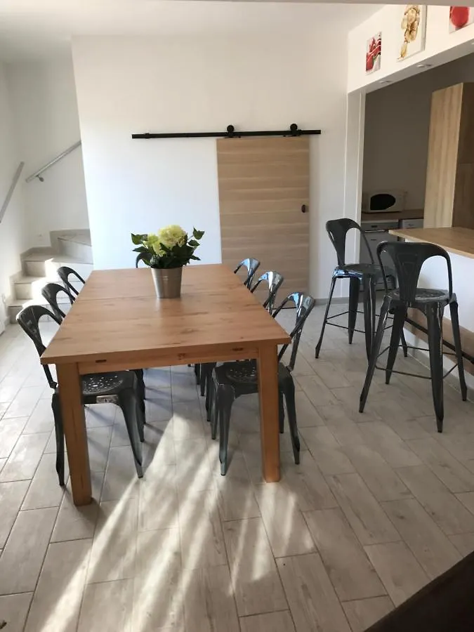 Holiday home Les Maisons Du Paty Arles
